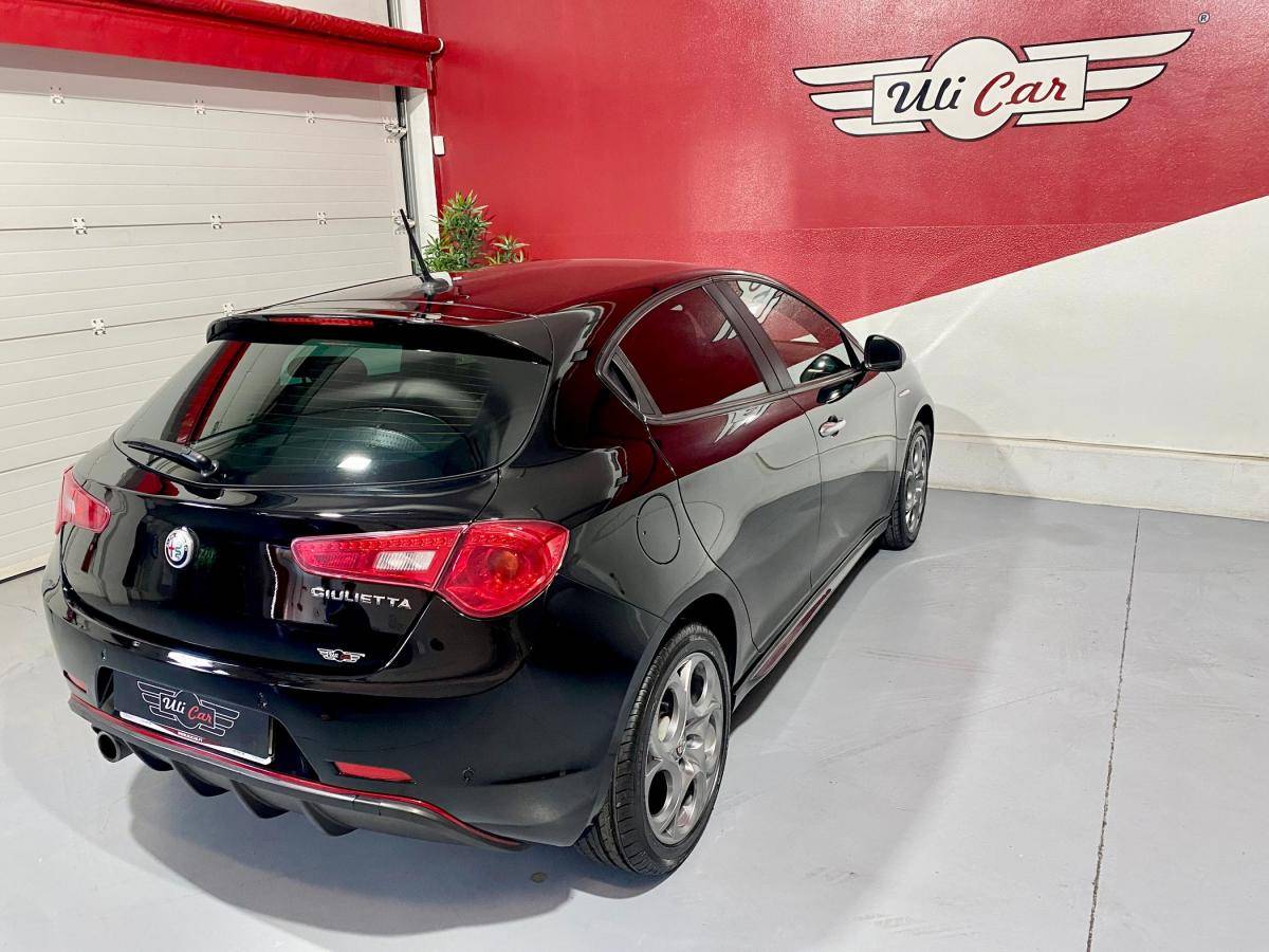 alfa-romeo-giulietta-2019-diesel-1598cc