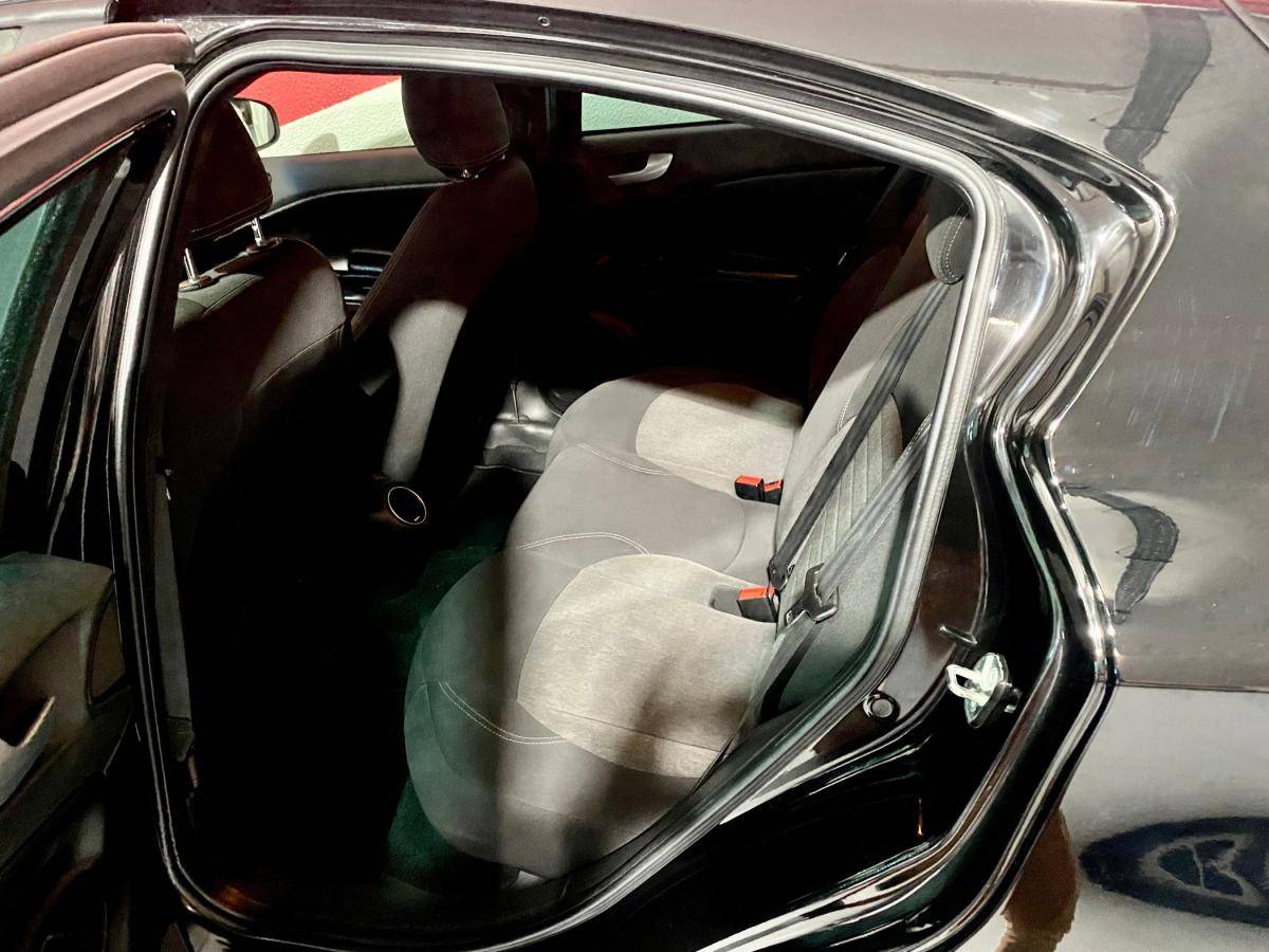 alfa-romeo-giulietta-2019-diesel-1598cc
