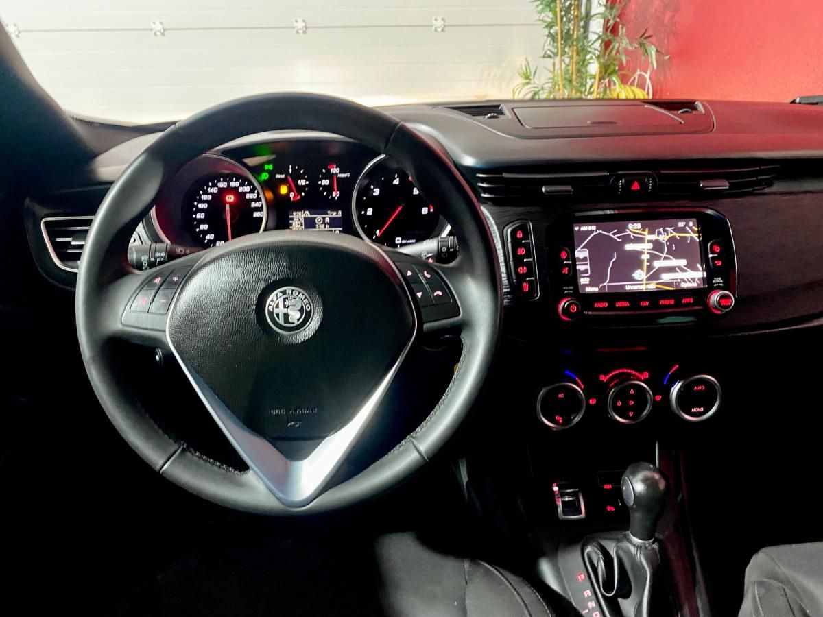 alfa-romeo-giulietta-2019-diesel-1598cc