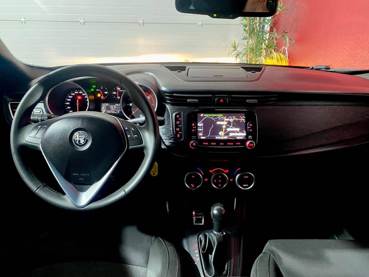 alfa-romeo-giulietta-2019-diesel-1598cc