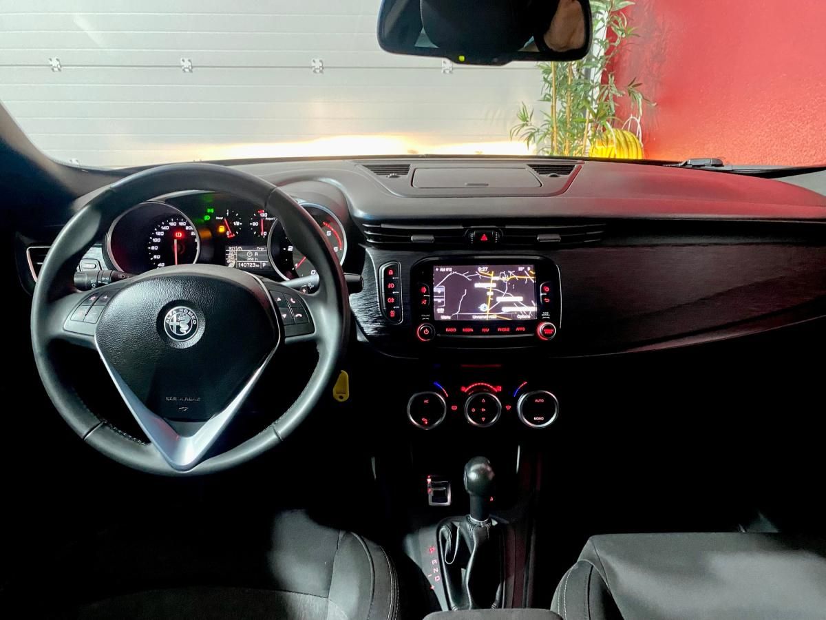 alfa-romeo-giulietta-2019-diesel-1598cc