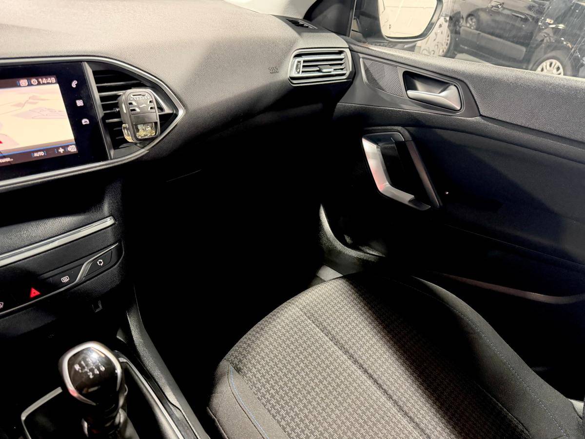 peugeot-308-sw-2020-diesel-1499cc
