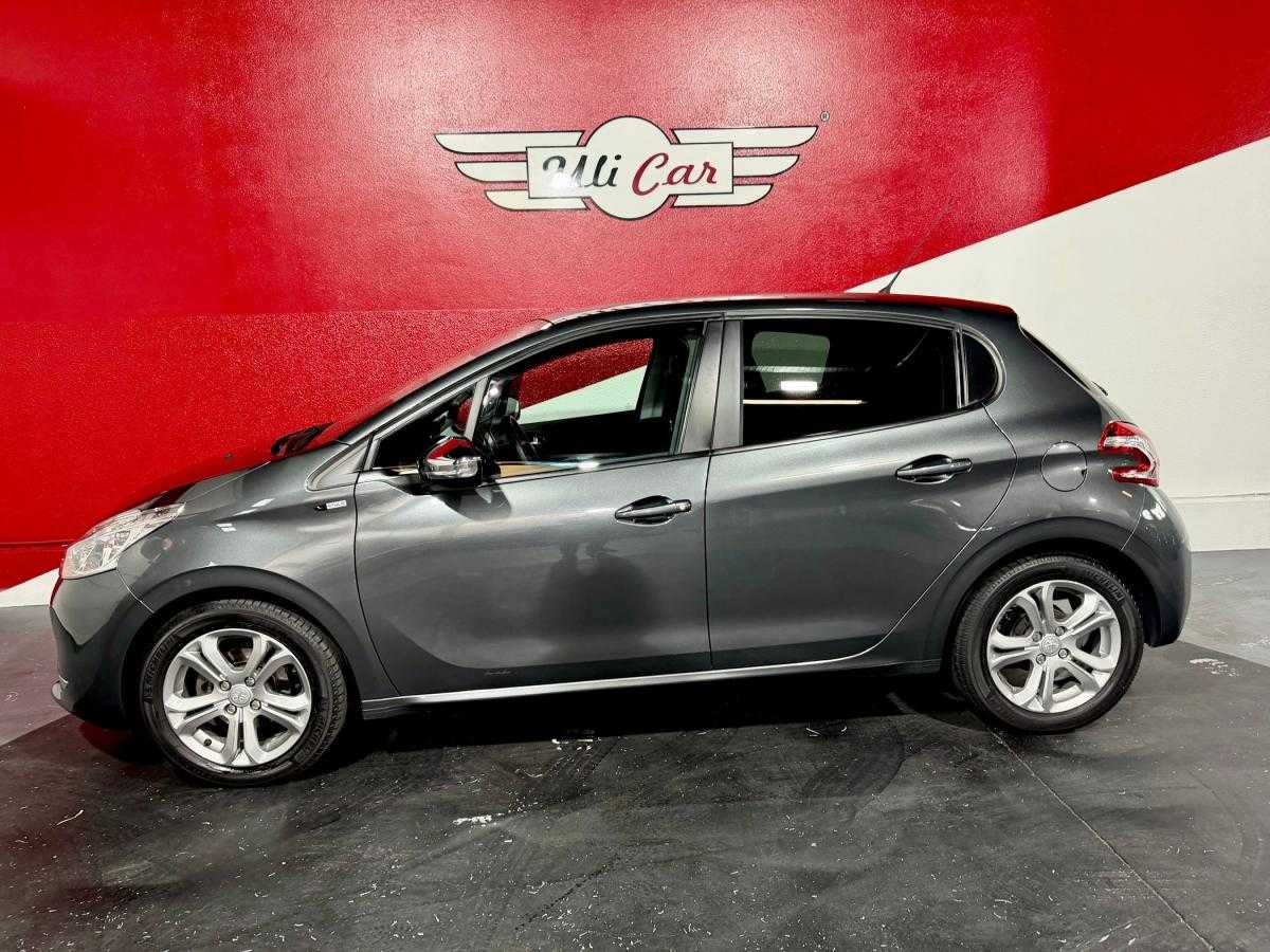peugeot-208-2015-gasolina-1199cc