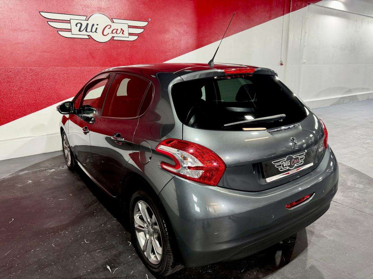 peugeot-208-2015-gasolina-1199cc