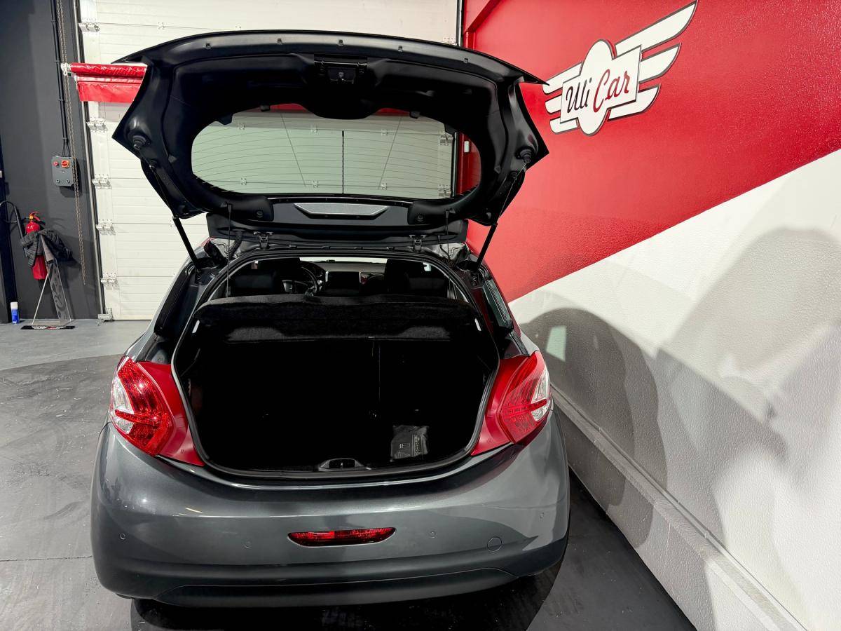 peugeot-208-2015-gasolina-1199cc