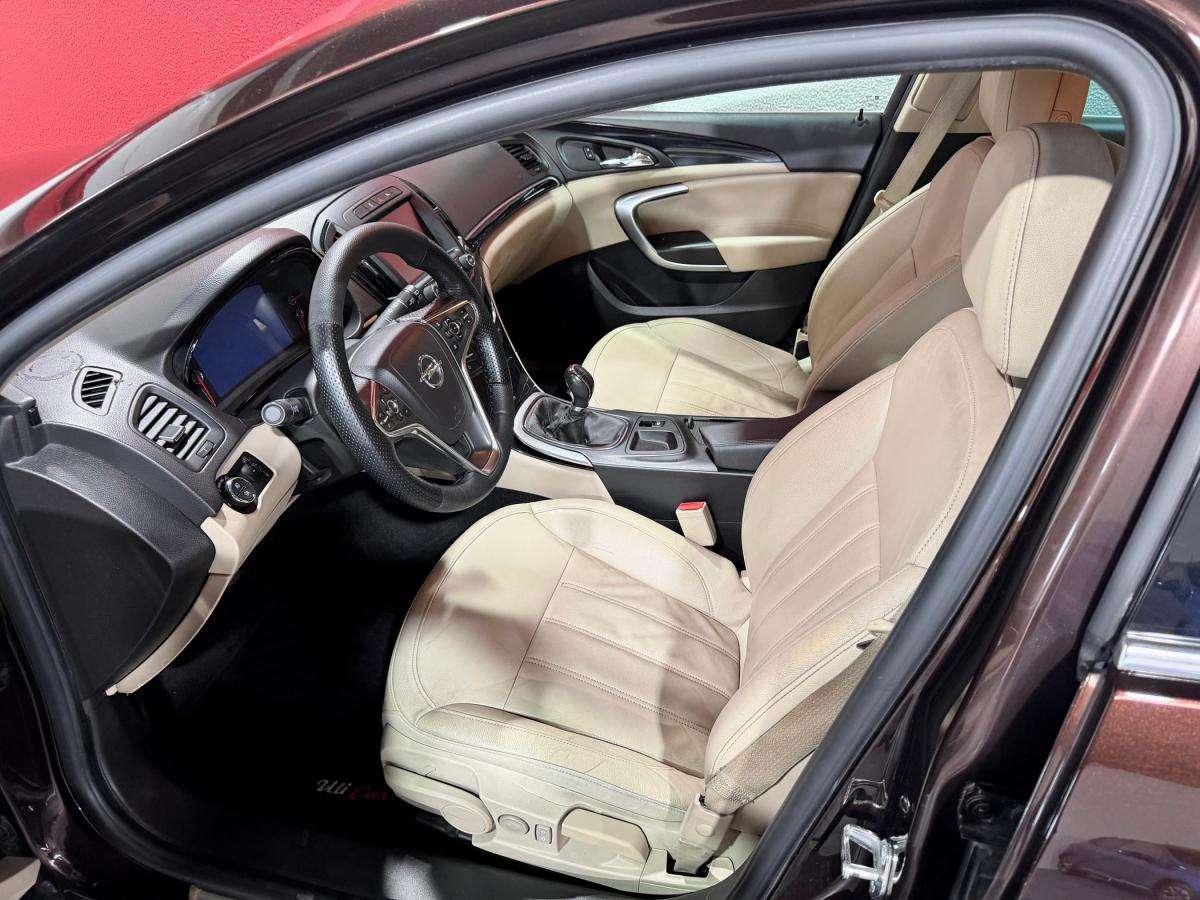 opel-insignia-sports-tourer-2014-diesel-1956cc