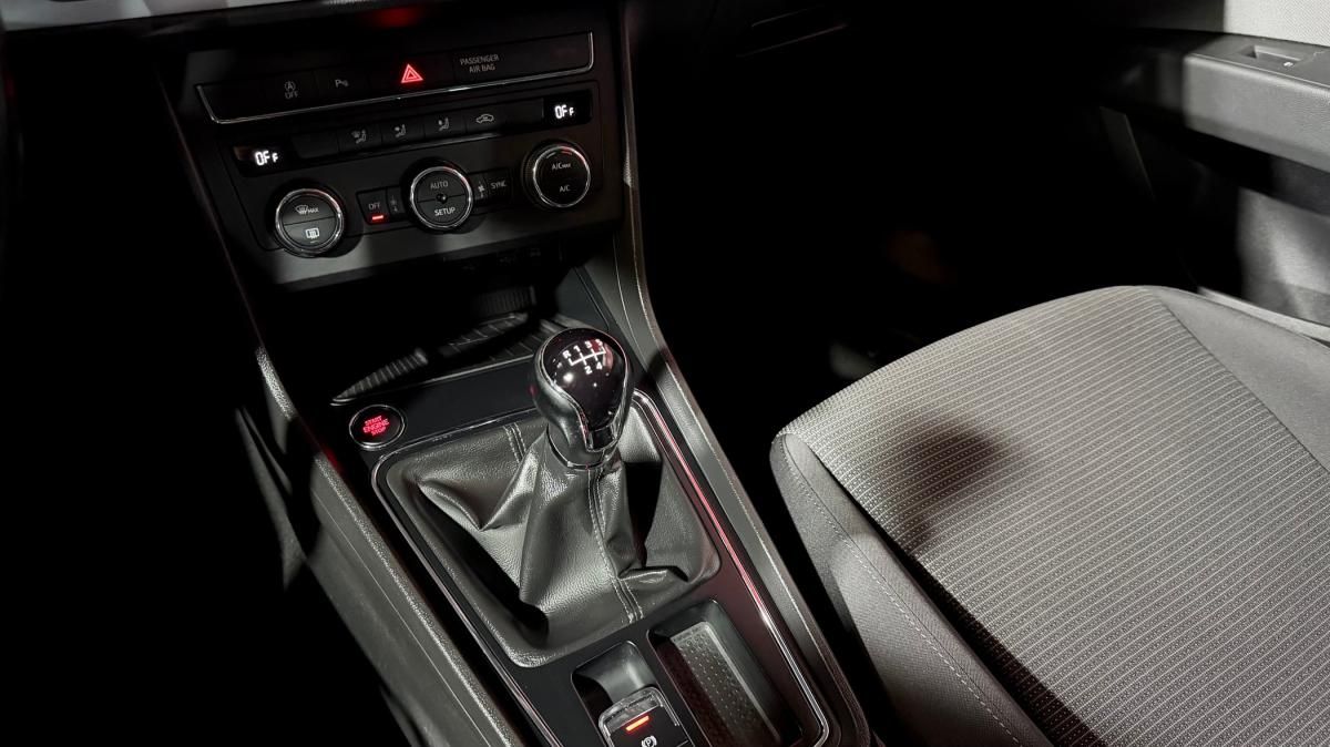seat-leon-st-2018-diesel-1598cc
