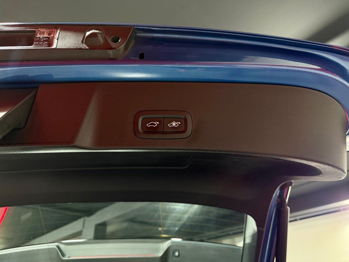 volvo-xc40-2019-diesel-1969cc