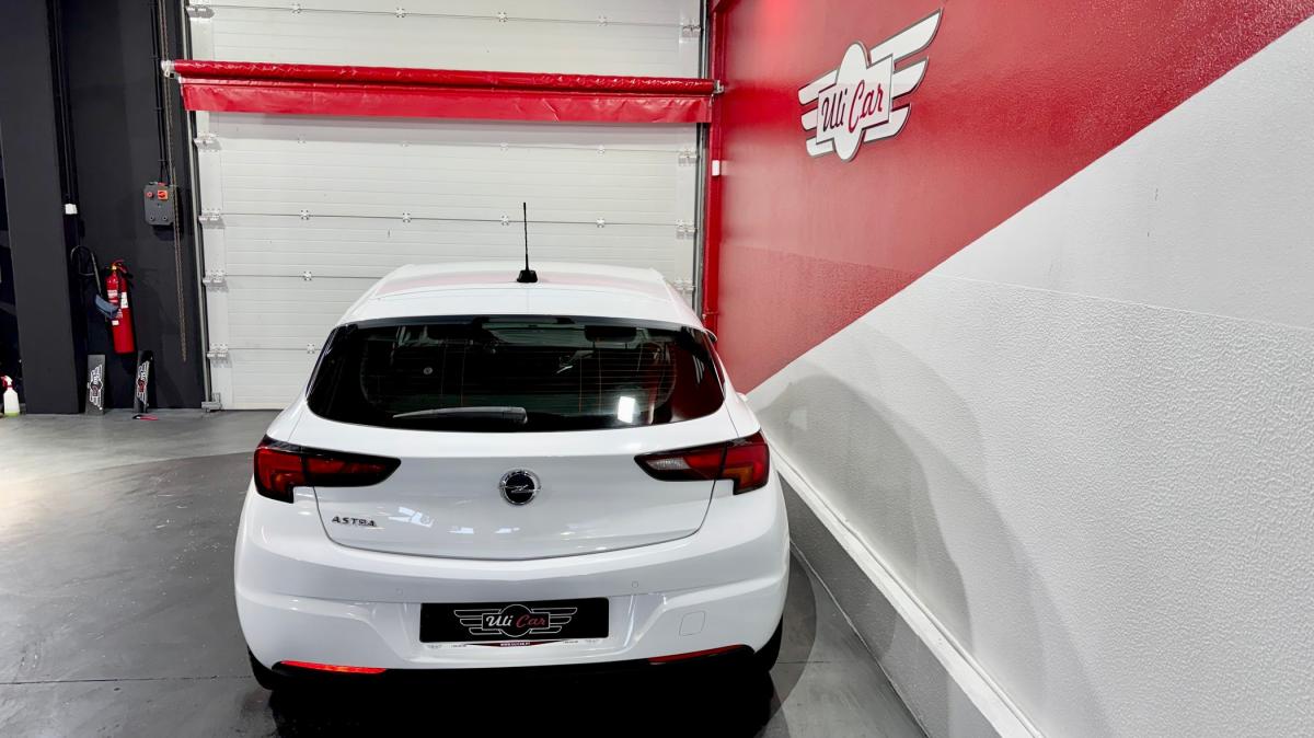 opel-astra-2018-diesel-1598cc