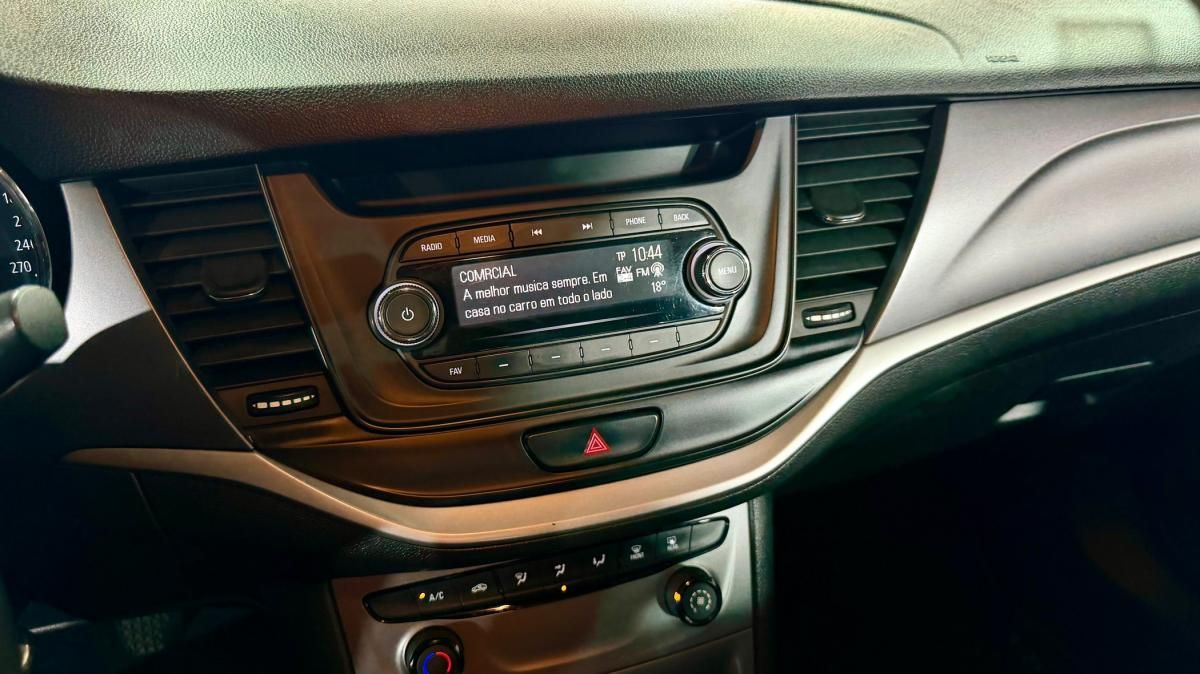 opel-astra-2018-diesel-1598cc