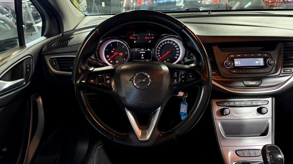 opel-astra-2018-diesel-1598cc