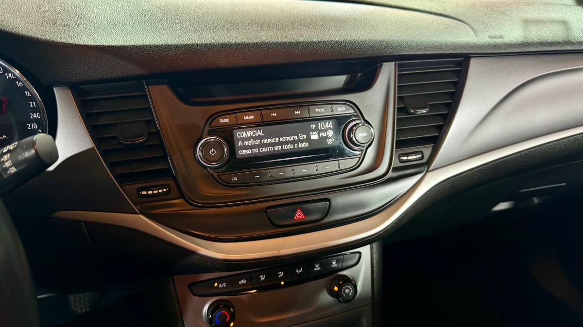 opel-astra-2018-diesel-1598cc