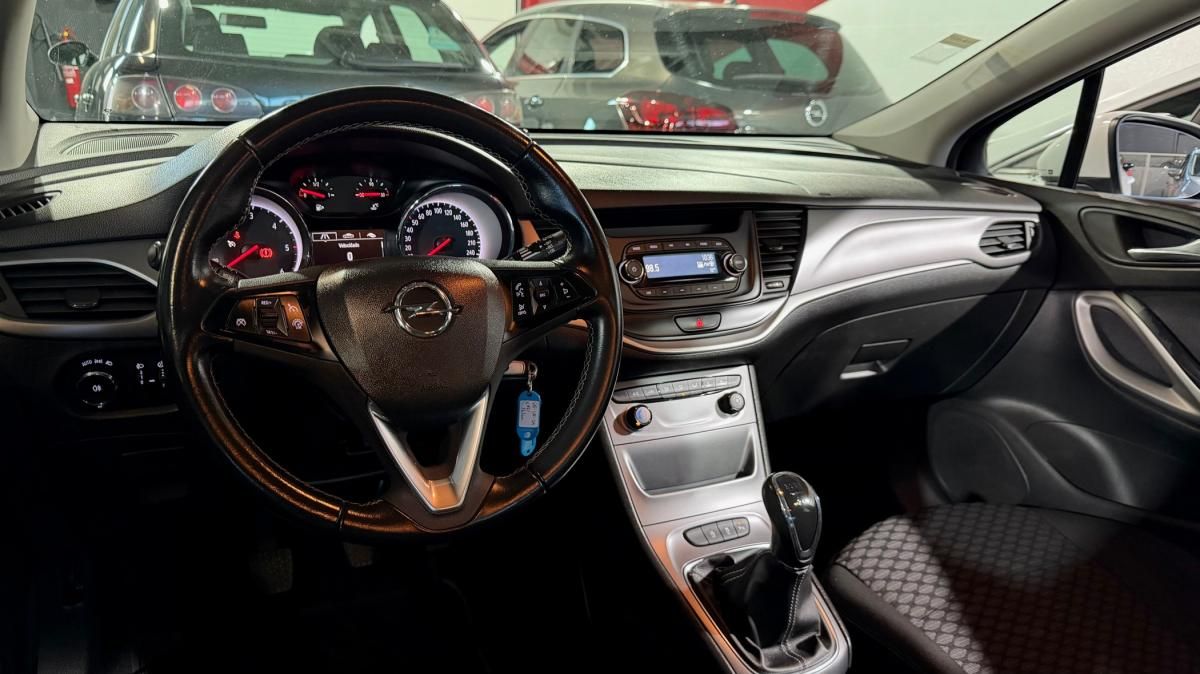opel-astra-2018-diesel-1598cc