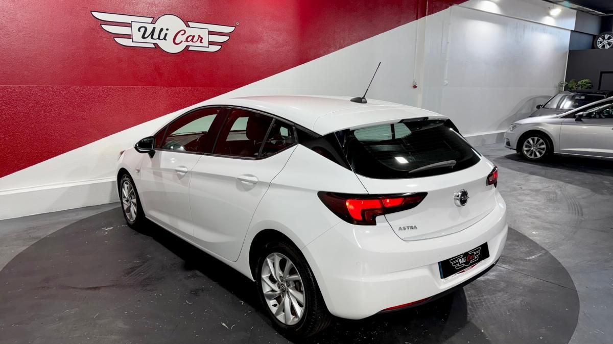 opel-astra-2018-diesel-1598cc