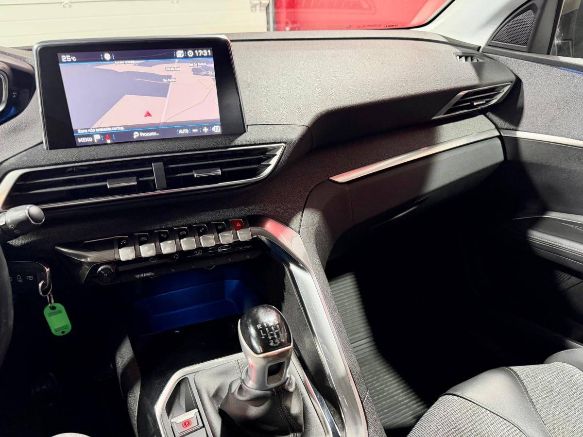 peugeot-3008-2019-diesel-1499cc