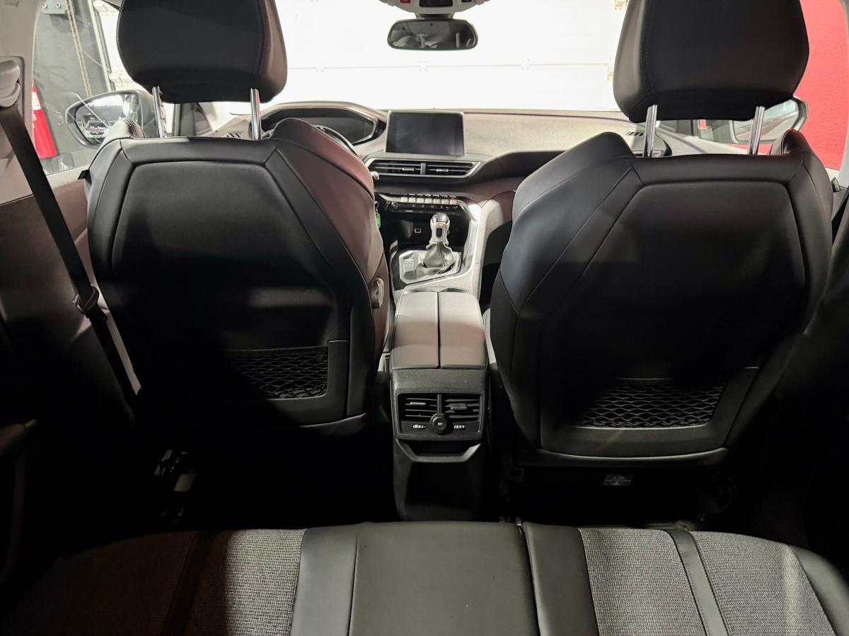 peugeot-3008-2019-diesel-1499cc