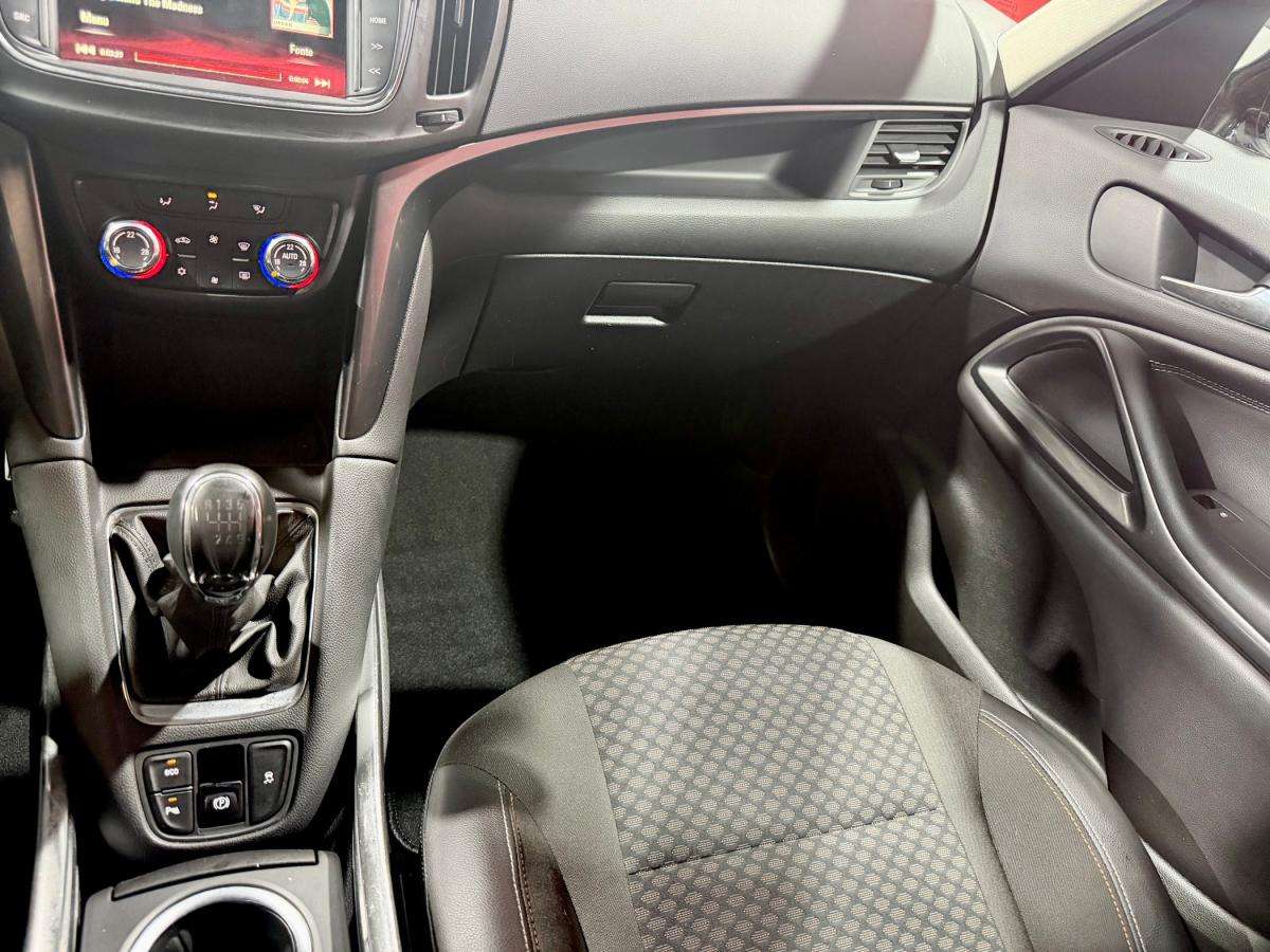 opel-zafira-2016-diesel-1956cc