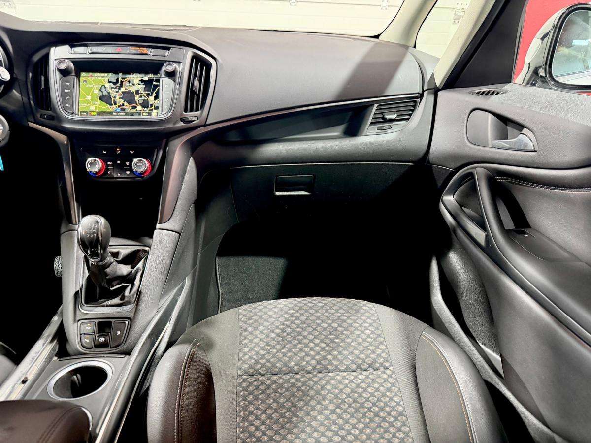 opel-zafira-2016-diesel-1956cc