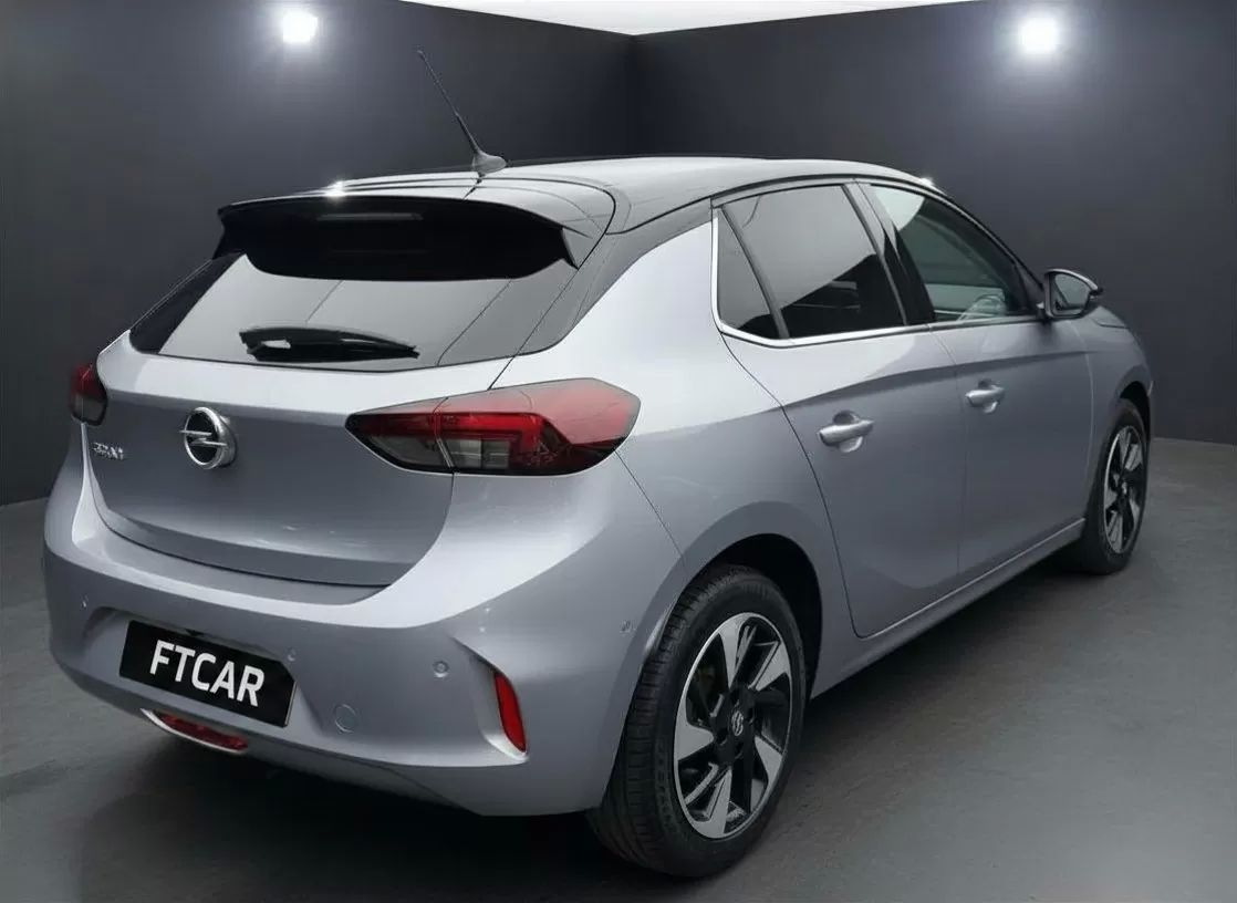 opel-corsa-e-2022-eletrico-200cc
