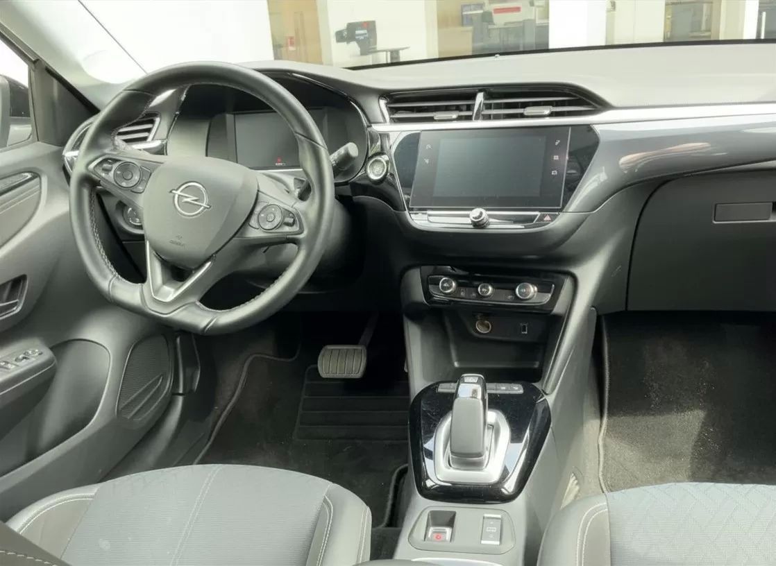 opel-corsa-e-2022-eletrico-200cc
