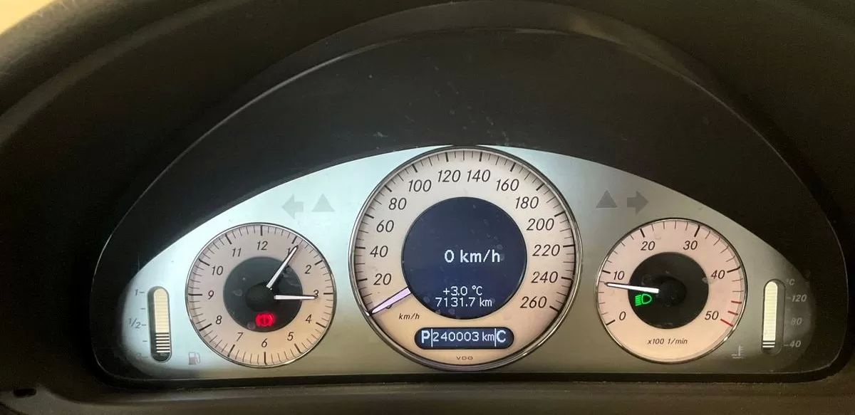 mercedes-benz-clk-2006-diesel-2148cc