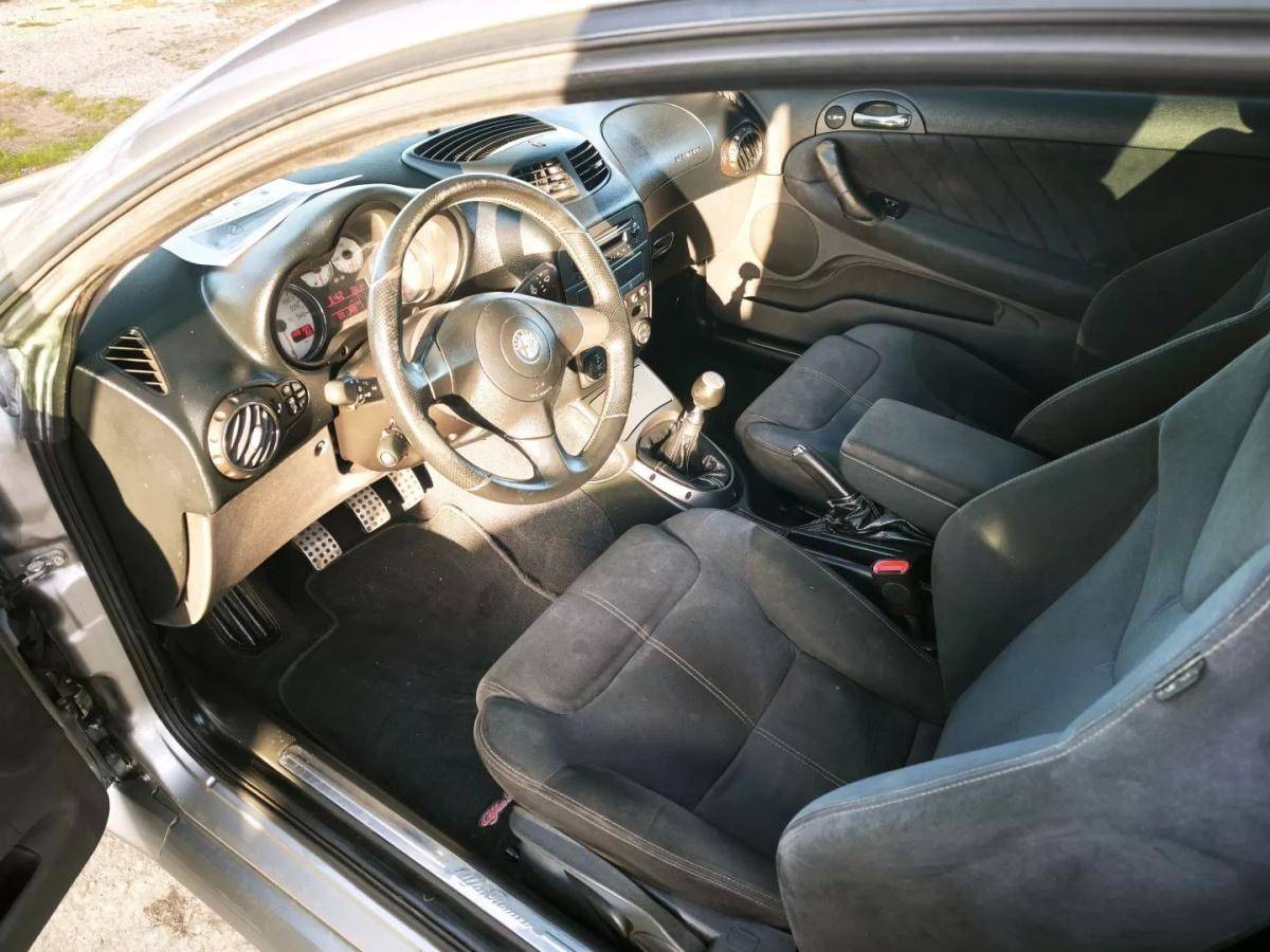 alfa-romeo-gt-2010-diesel-1910cc