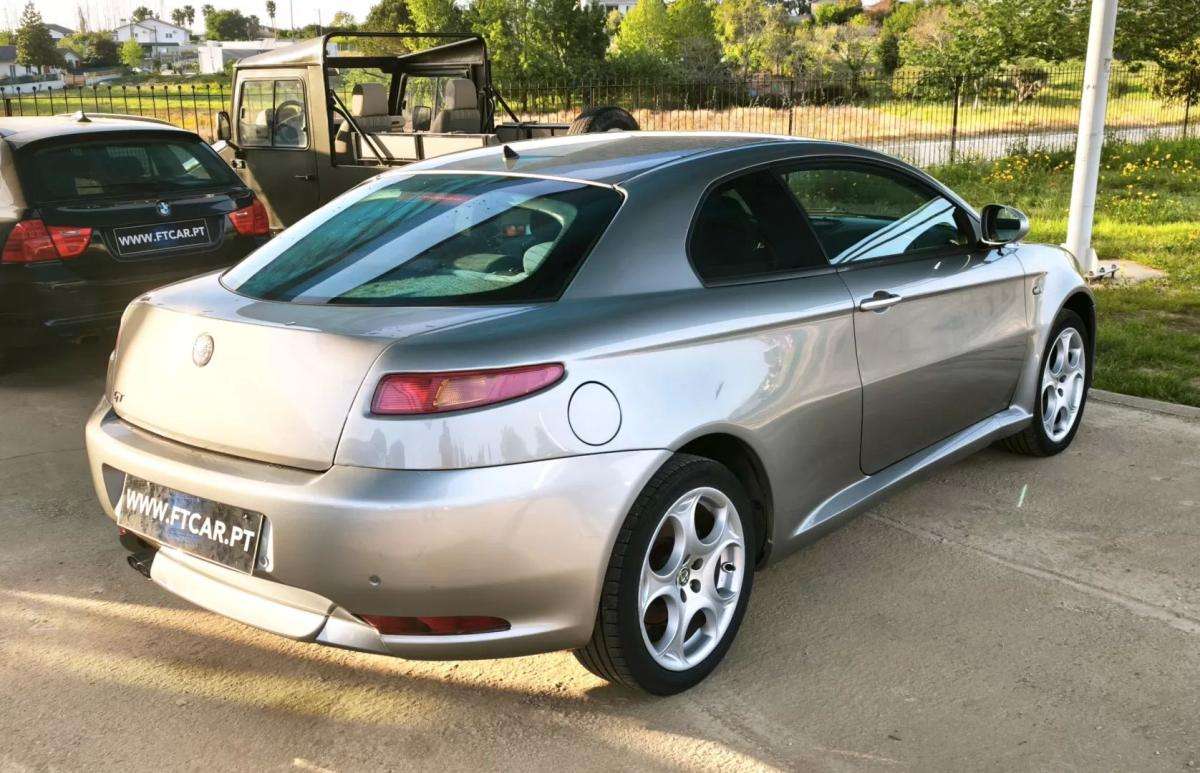 alfa-romeo-gt-2010-diesel-1910cc