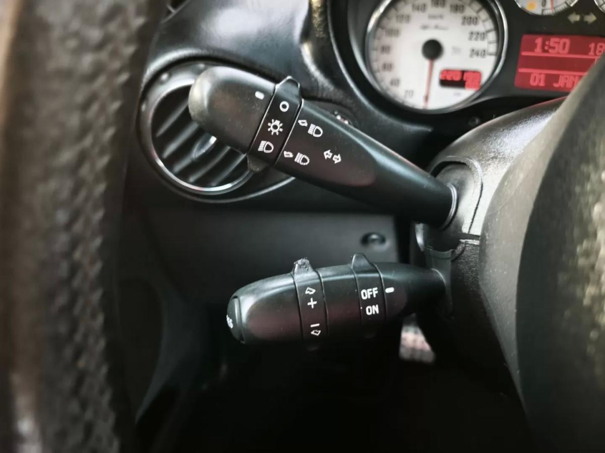 alfa-romeo-gt-2010-diesel-1910cc