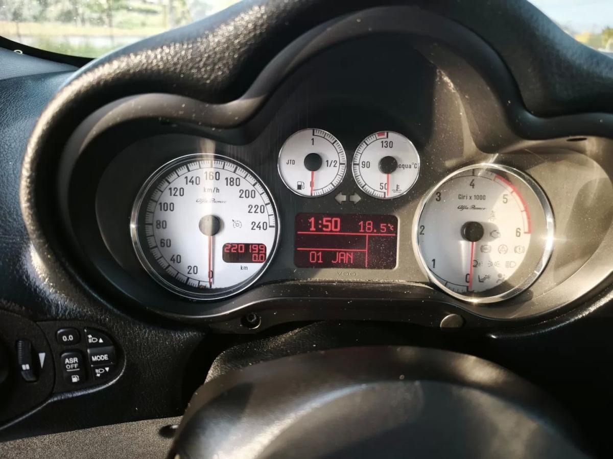 alfa-romeo-gt-2010-diesel-1910cc