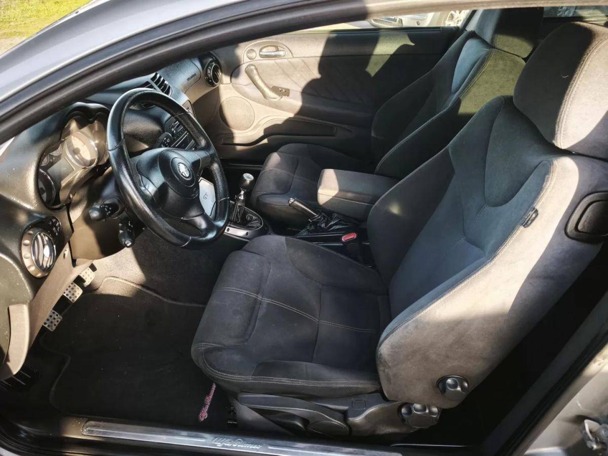 alfa-romeo-gt-2010-diesel-1910cc