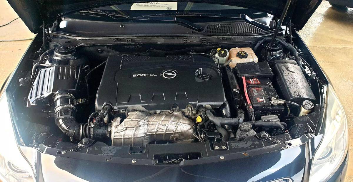 opel-insignia-sports-tourer-2011-diesel-1956cc