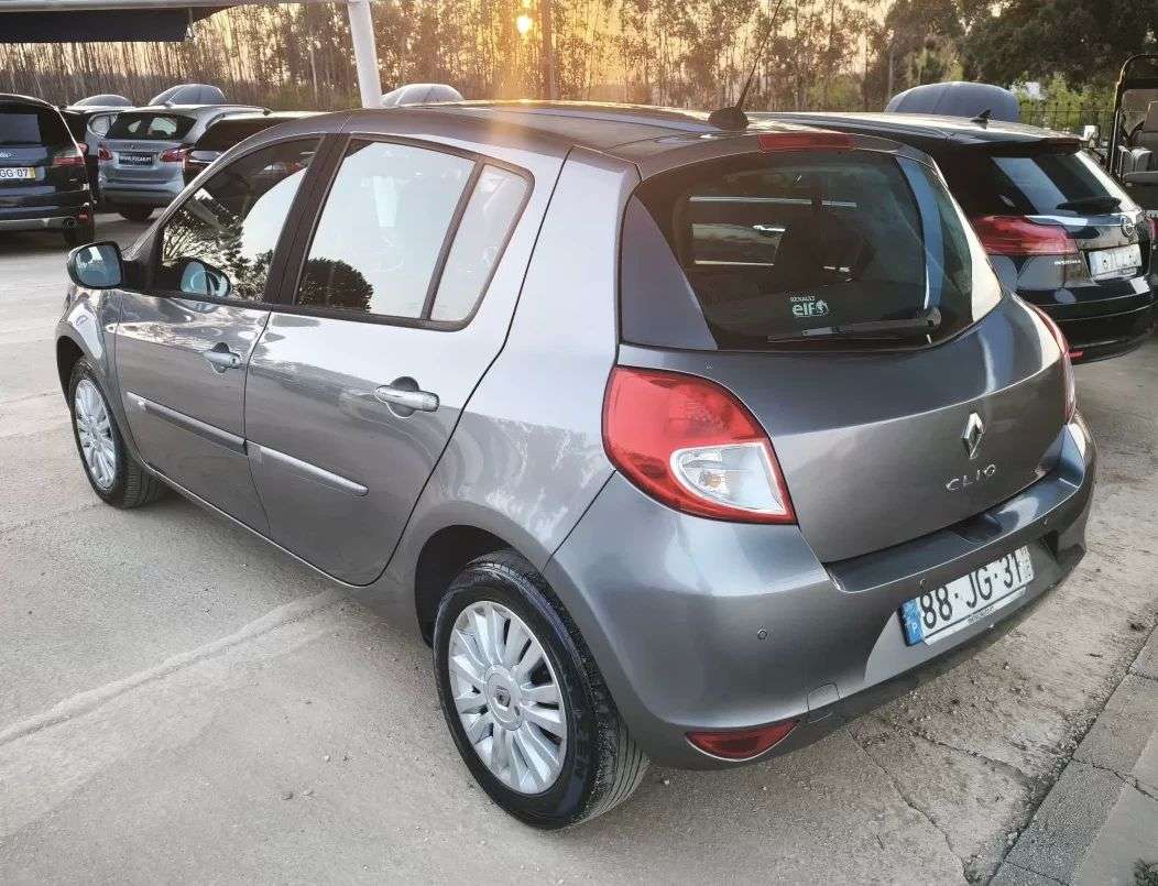 renault-clio-2010-diesel-1461cc