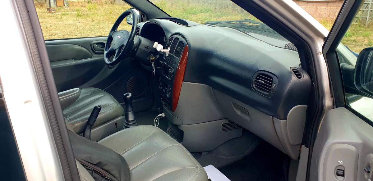 chrysler-voyager-2004-diesel-2499cc