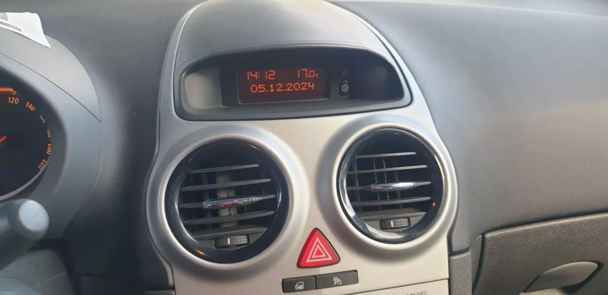 opel-corsa-van-2007-diesel-1248cc
