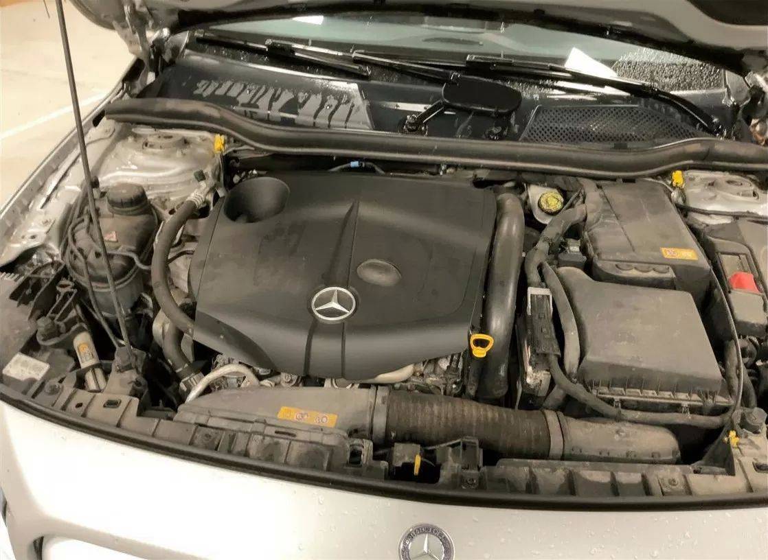 mercedes-benz-gla-2014-diesel-2143cc