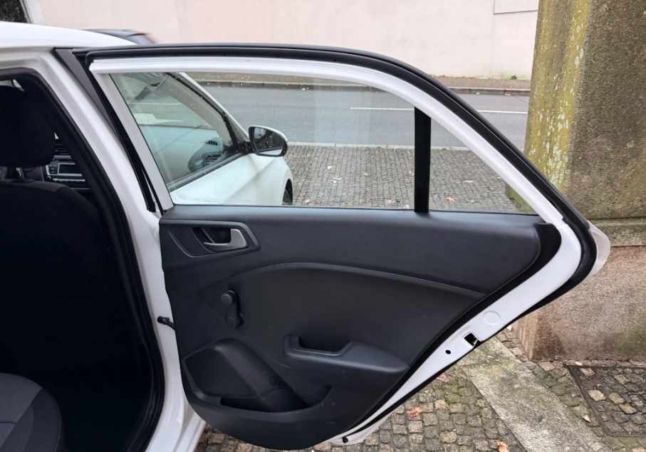 hyundai-i20-1-1-75cv-2017-diesel-1120cc