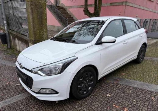 hyundai-i20-1-1-75cv-2017-diesel-1120cc