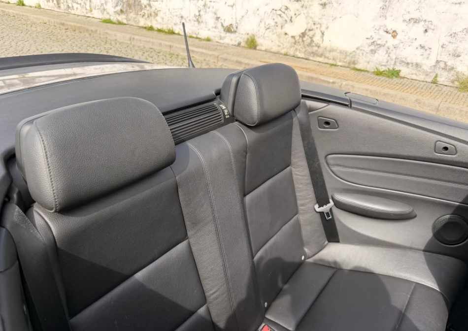 bmw-serie-1-118d-cabrio-2010-diesel-1995cc
