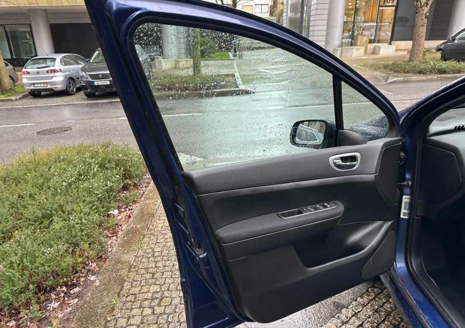 peugeot-307-1-4-hdi-2003-diesel-1398cc