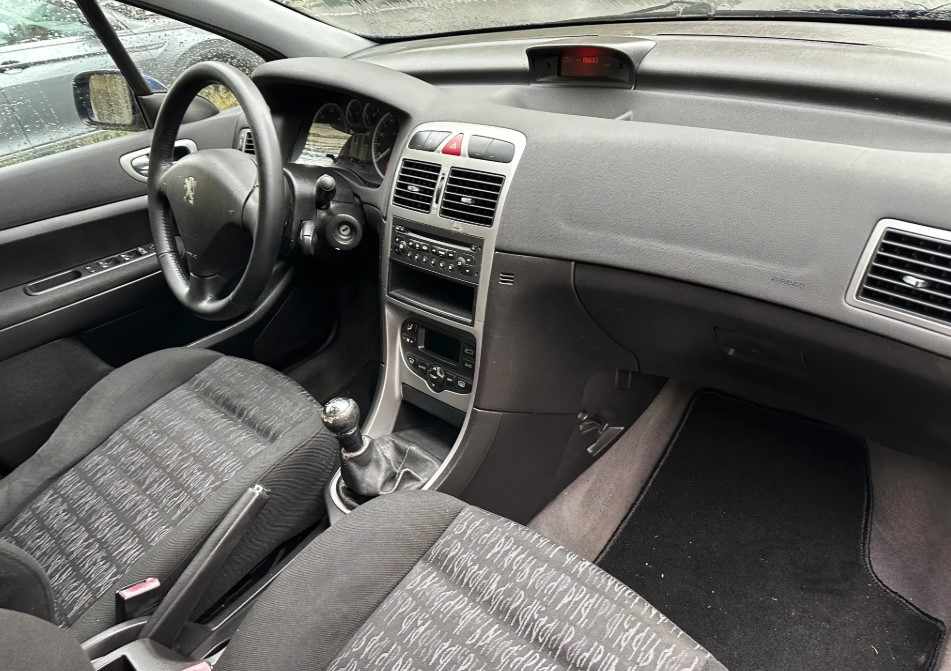 peugeot-307-1-4-hdi-2003-diesel-1398cc