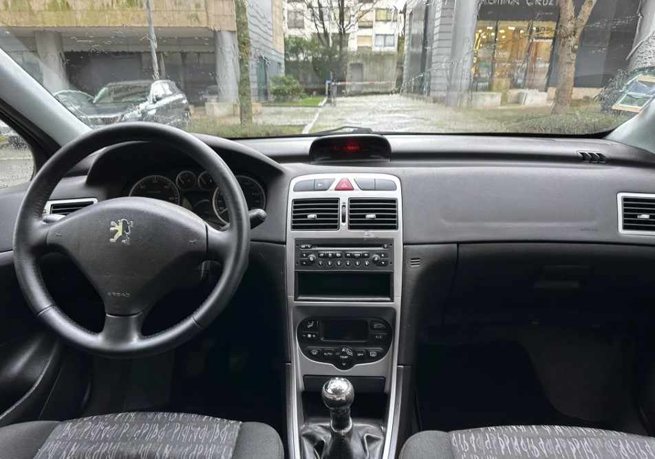 peugeot-307-1-4-hdi-2003-diesel-1398cc