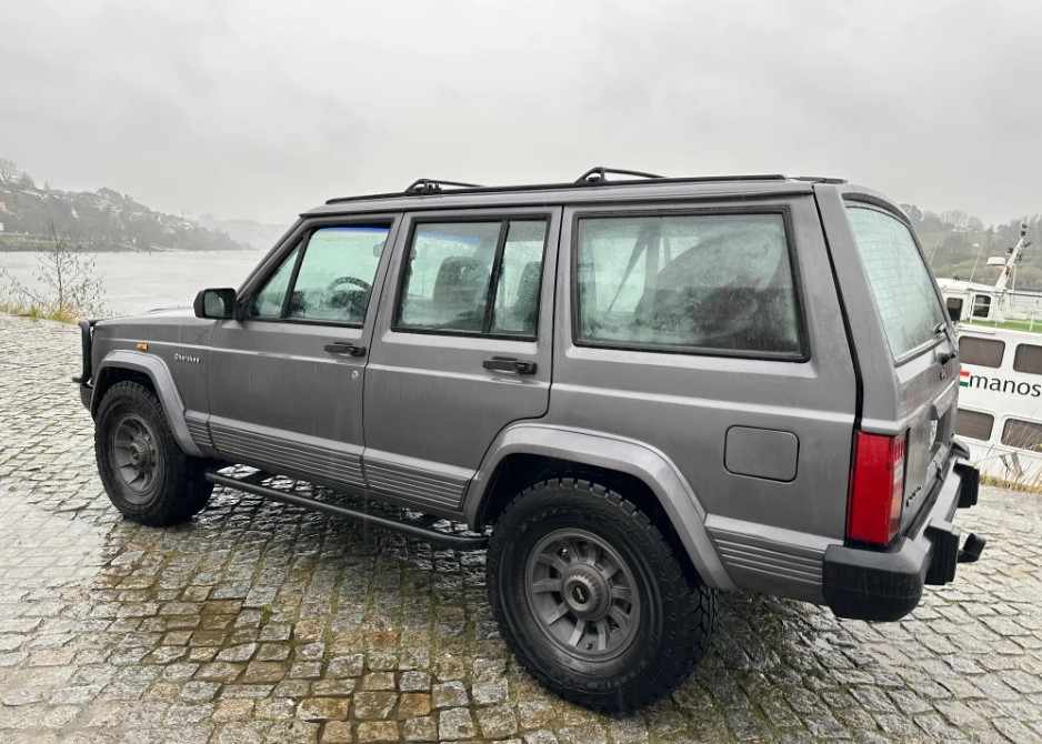 jeep-cherokee-2-1-4x4-1988-diesel-2068cc