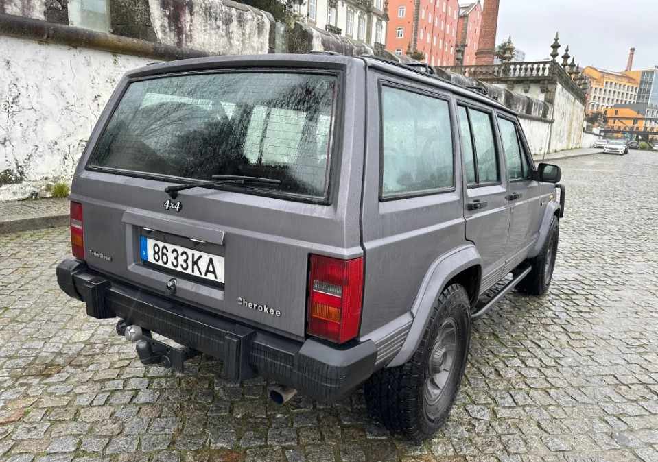 jeep-cherokee-2-1-4x4-1988-diesel-2068cc