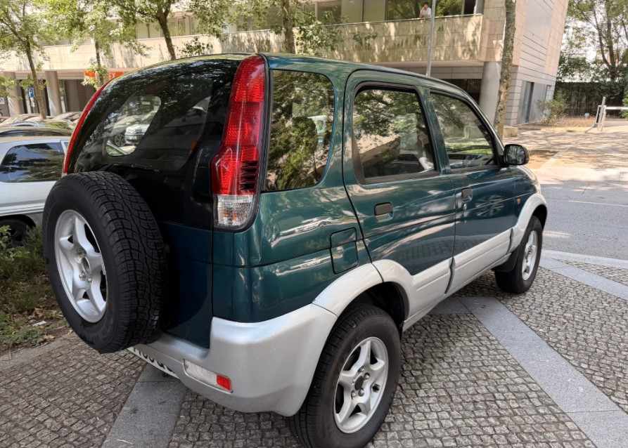 daihatsu-terios-1-3-86cv-2000-gasolina-1298cc