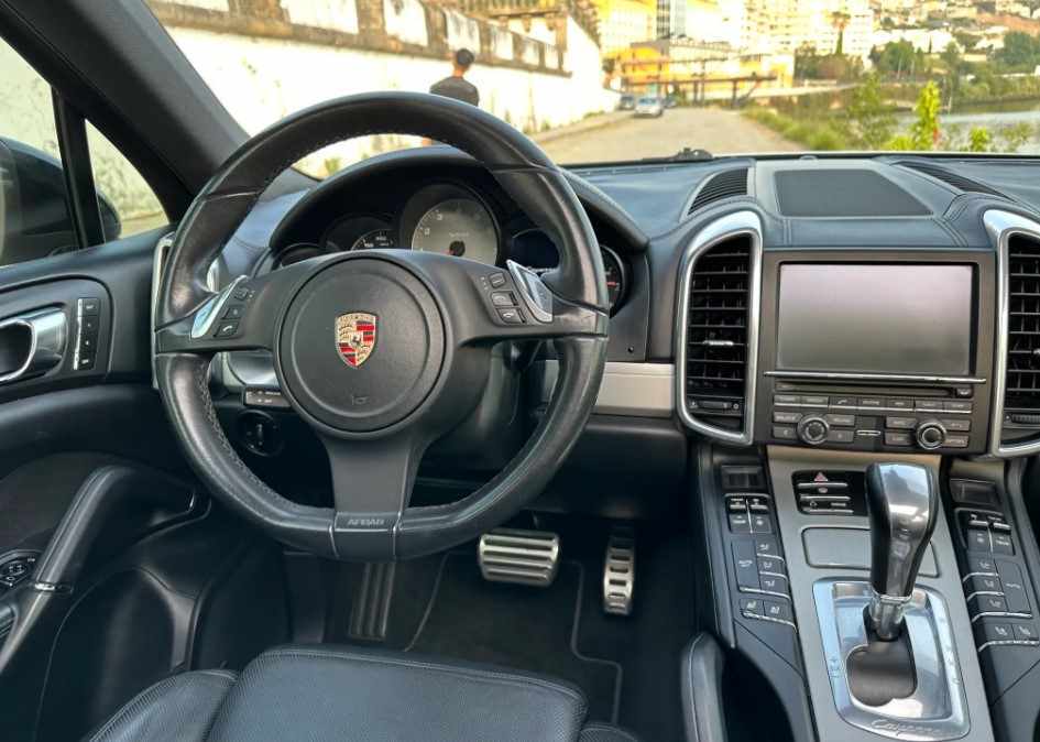 porsche-cayenne-s-hybrid-2013-gasolina-2995cc