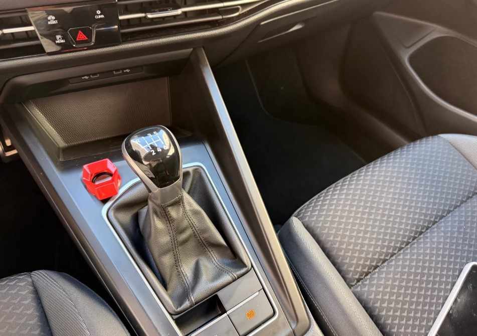 volkswagen-golf-1-0-tsi-bluemotion-2022-gasolina-999cc