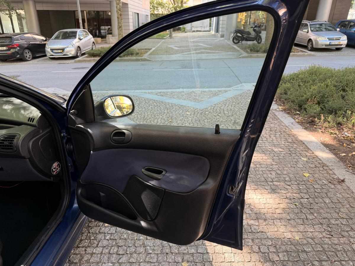 peugeot-206-1-1-2000-gasolina-1124cc