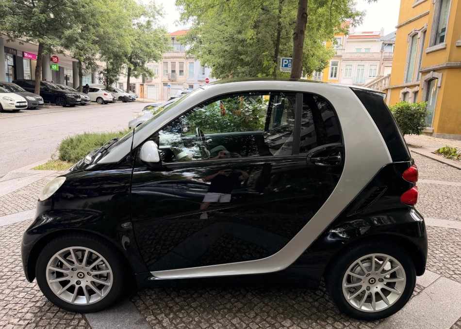smart-fortwocoupe-0-8-cdi-passion-aut-2012-diesel-799cc