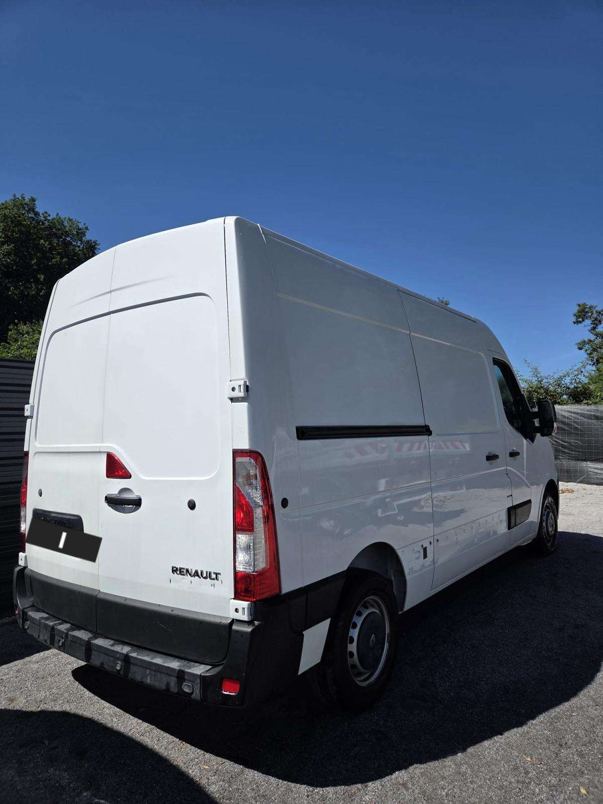 renault-master-2022-diesel-2299cc