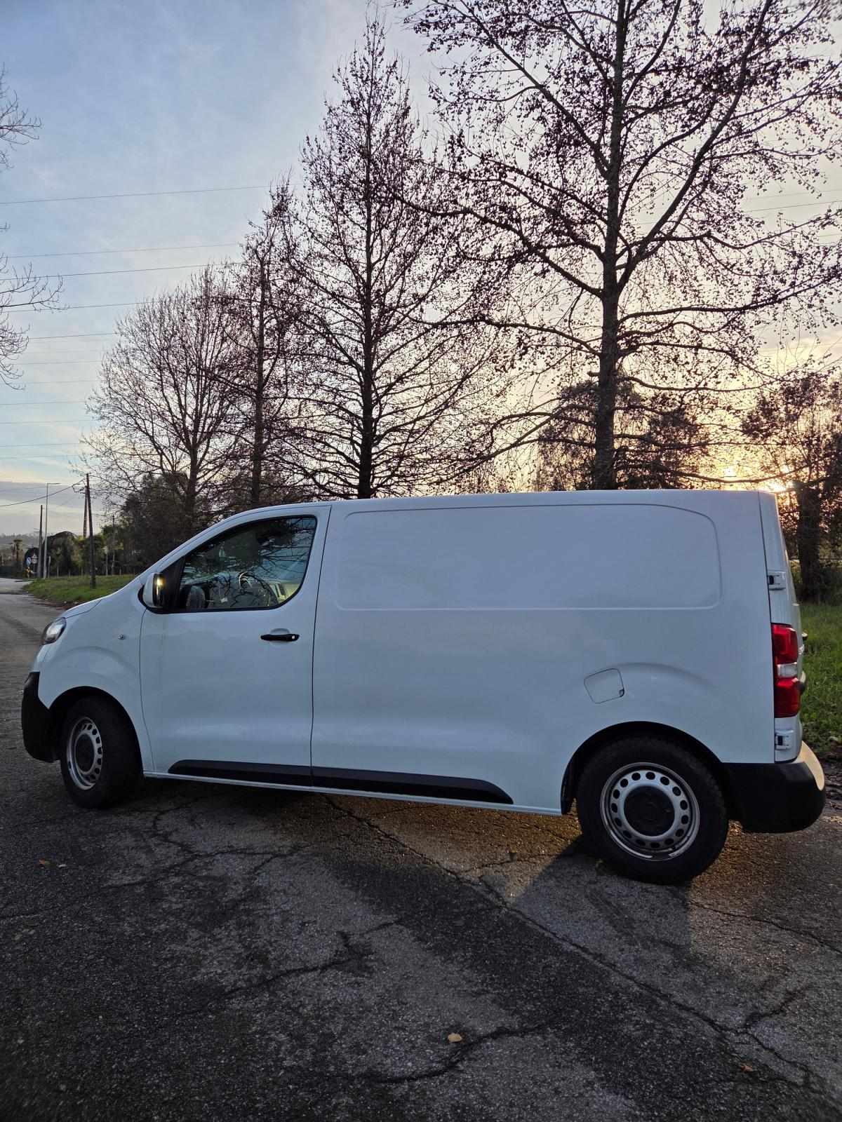 fiat-scudo-2023-diesel-1499cc